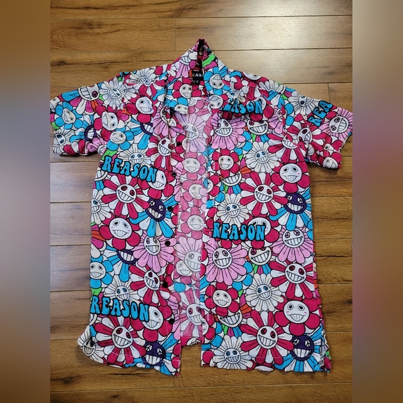 REASON Sunflower Summer Button Up - Picture 1 of 3